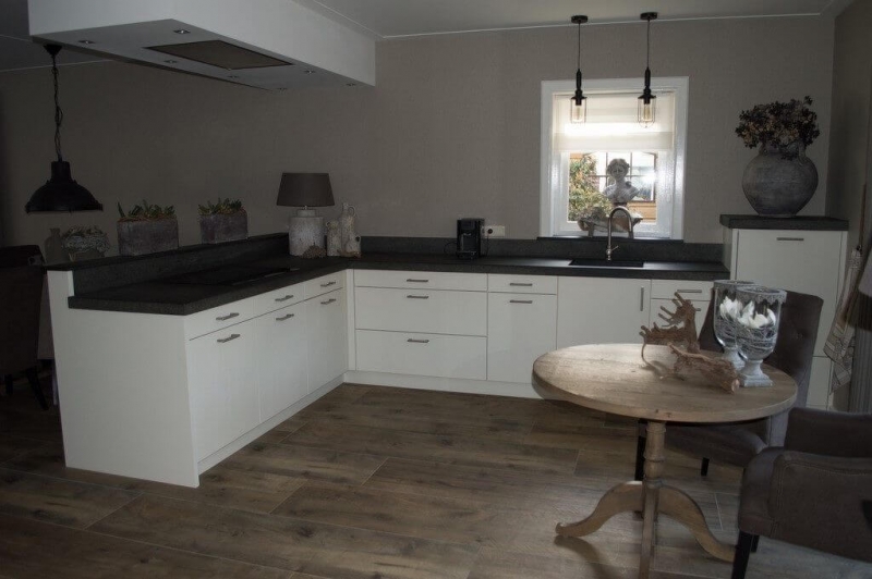 Een landelijk moderne keuken op maat