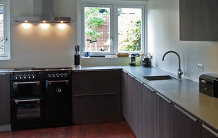 Strakke designkeuken op maat te Ede